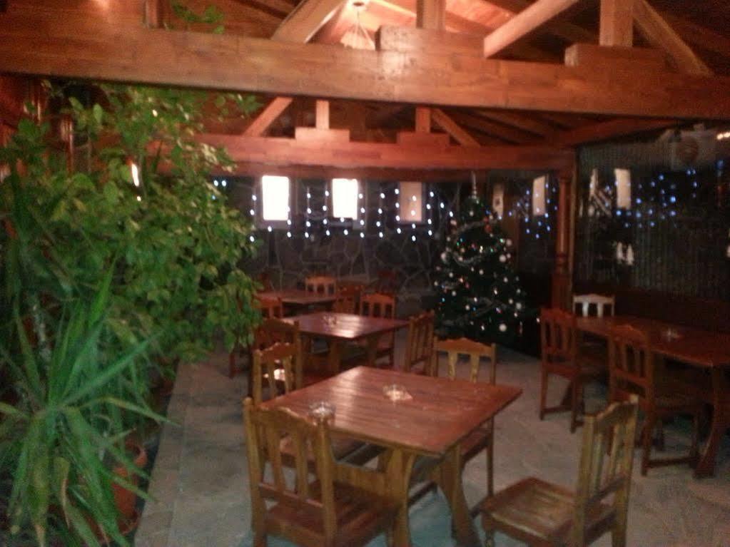 Kanclera Hotel Kaspichan Ngoại thất bức ảnh