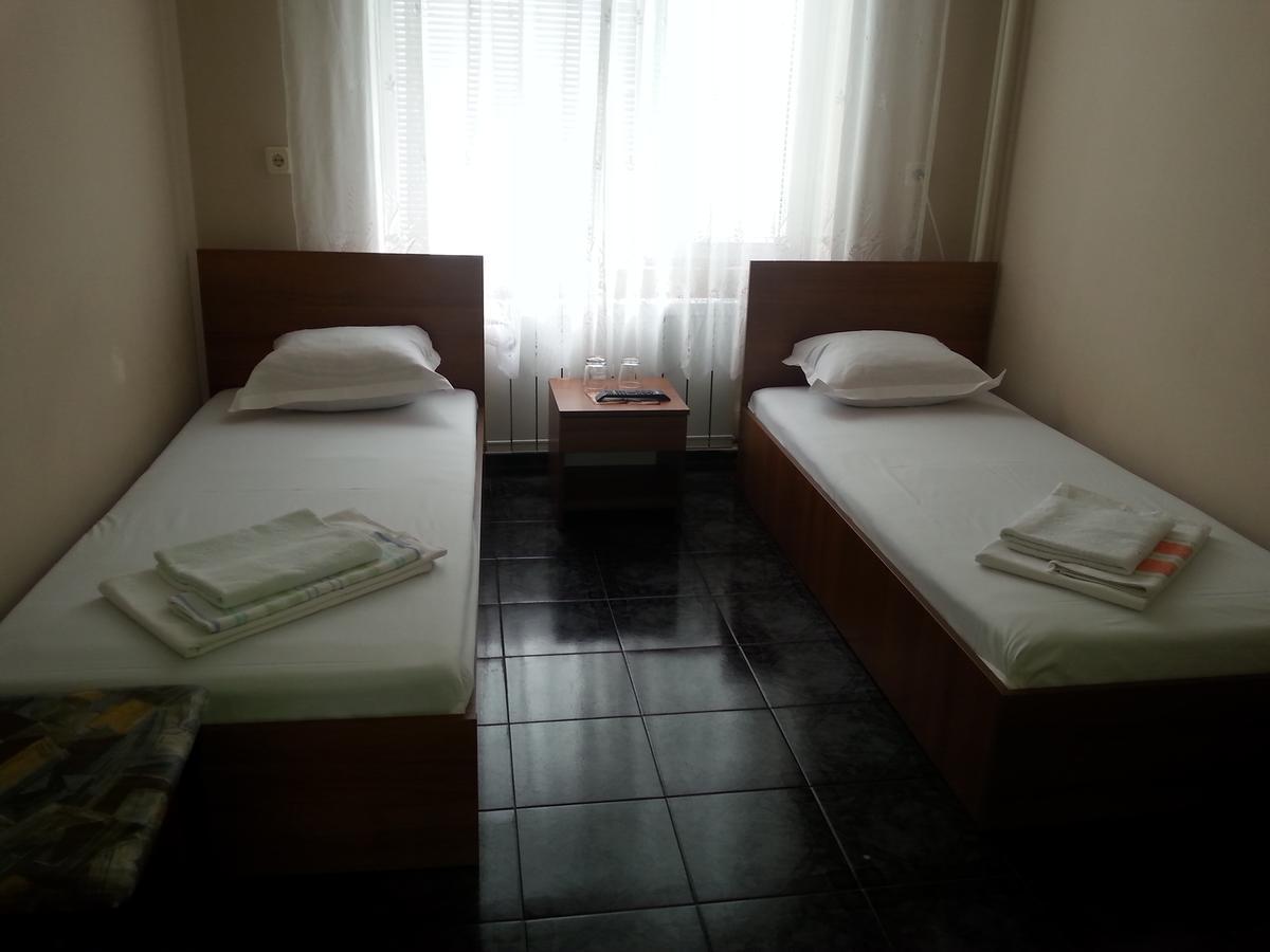 Kanclera Hotel Kaspichan Ngoại thất bức ảnh